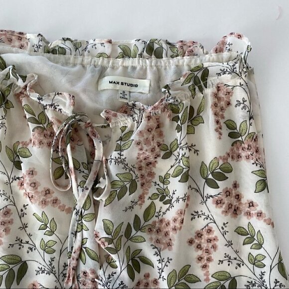 Max Studio blouson tank top with keyhole  opening and centre front tie - Picture 5 of 10